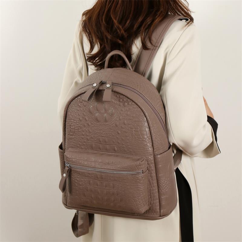 balo-nữ-cao-cap-van-ca-sau-mau-nau