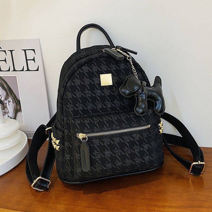 Khử mùi hôi trong balo